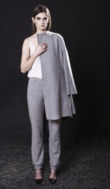 GRAUER MANTEL FW15015 GRAUE HOSE AW15013